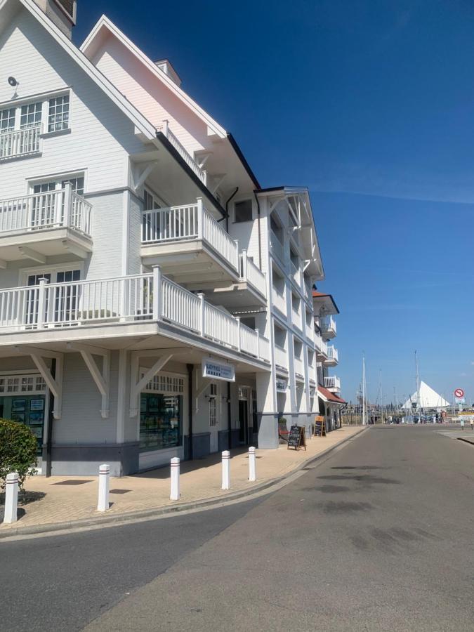 Trinity Nieuwpoort Apartment Bagian luar foto